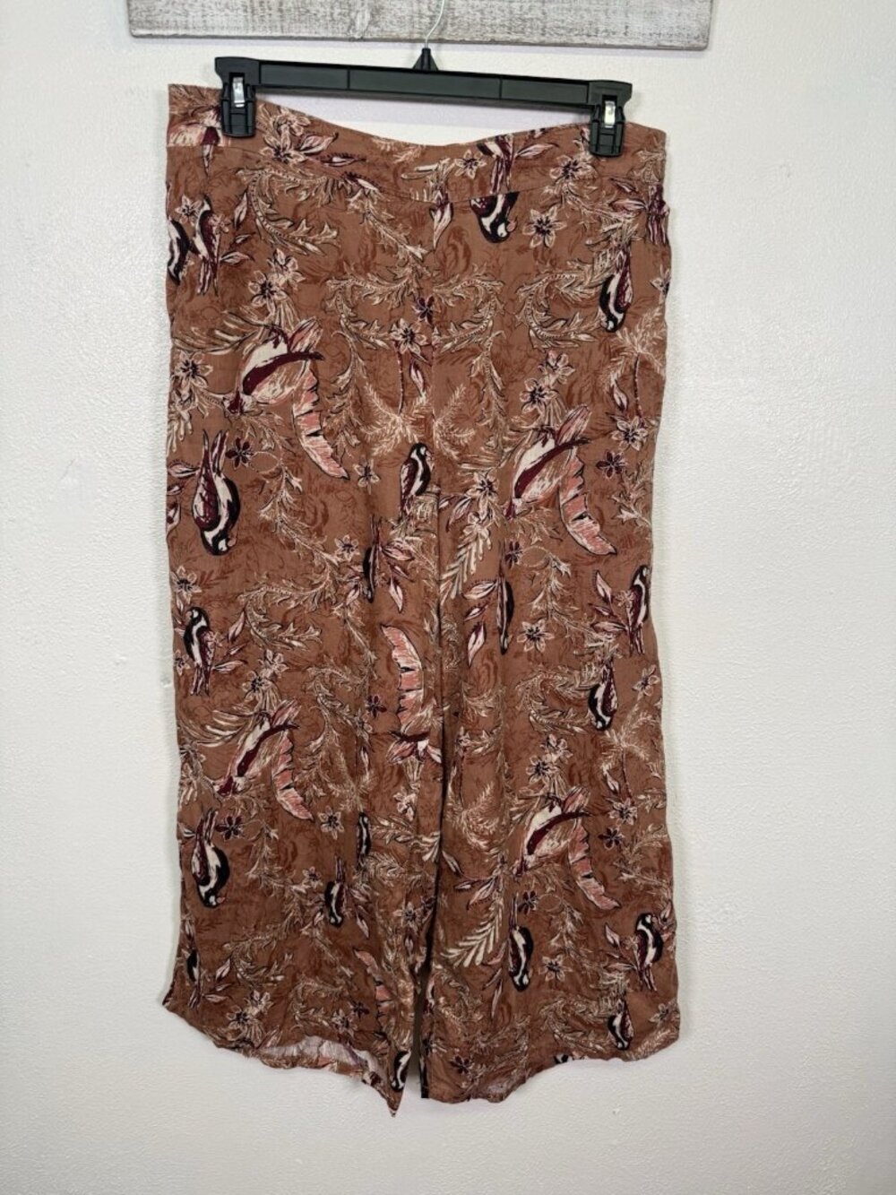 Tahari 100% Linen Print Pull-On Pants Size XL Wide Leg Cropped Brown Floral Bird